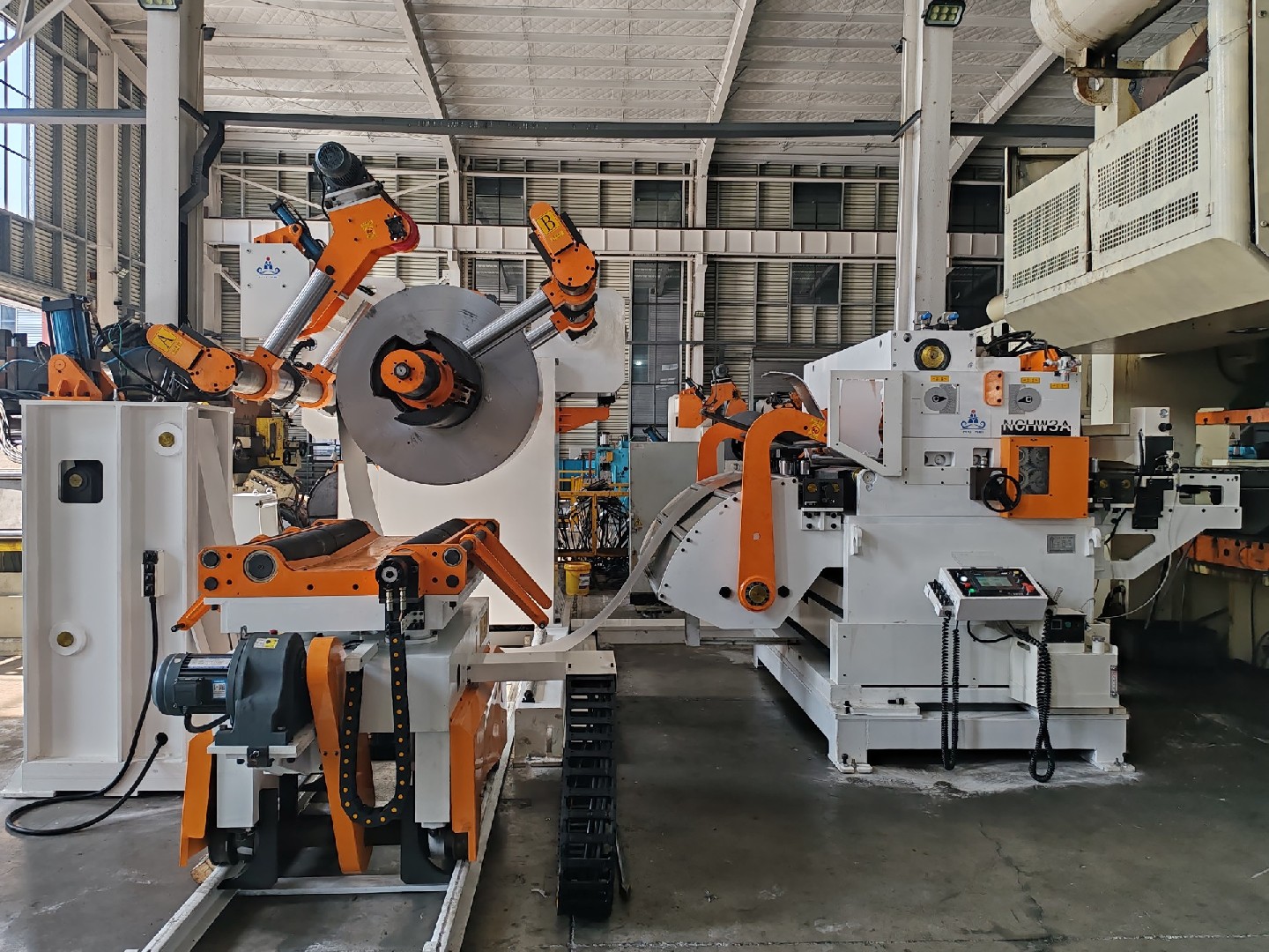 三合一開卷整平機